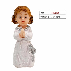 Figurine de communion pour filles 3x7,5cm – Décoration religieuse élégante pour fête et amour - Product Image 3