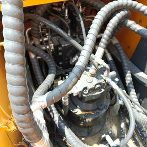 รถขุดมือสองคุณภาพสูง ยี่ห้อฮุนได รุ่น R220LC-9S ขนาด 22 ตัน ผลิตในเกาหลี ปี 2021 เครื่องยนต์ 125 กิโลวัตต์ ราคาแข่งขัน พร้อมปั๊มหลัก - Product Image 5