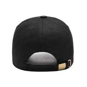 Gorra de béisbol de color sólido, material ligero y transpirable, visera curva, correa ajustable, ajuste unisex, para uso casual y diario. - Product Image 5