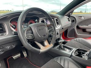 ดอดจ์ ชาร์จเจอร์ คิง เดย์โทนา รุ่นพิเศษ ปี 2023 พวงมาลัยซ้าย เครื่องยนต์ซูเปอร์ชาร์จ V8 807 แรงม้า หลังคาซันรูฟแบบพาโนรามา - Product Image 5