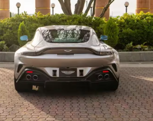 พร้อมส่งมอบ รถสปอร์ตคูเป้สุดหรู ขับเคลื่อนล้อหลัง เครื่องยนต์ 4.0 ลิตร ทวินเทอร์โบ V8 503 แรงม้า แรงบิด 685 นิวตันเมตร ความเร็วสูงสุด ไมล์น้อย - Product Image 3