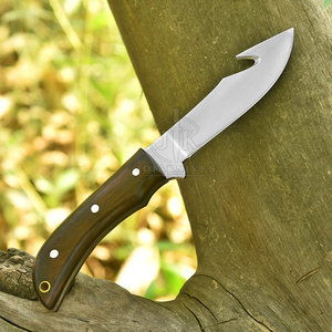 Couteau à désosser artisanal en acier inoxydable avec manche en bois de rose et étui en cuir, lame fixe, service OEM disponible - Product Image 4