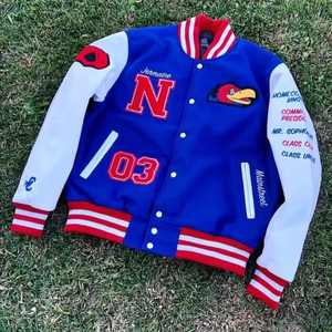Veste universitaire de haute qualité pour hommes avec broderie en chenille, manches en cuir, veste universitaire personnalisée de baseball - Product Image 4