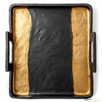 Plateau en fonte d'aluminium Twilight Brilliance rectangulaire avec poignées élégantes pour une utilisation décorative, des configurations d'affichage et une hospitalité haut de gamme