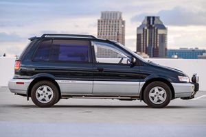 Mitsubishi RVR X de 1992, Usada, Sin Reserva, Versión Japonesa, AWD, Mayormente Sin Modificar, de EE. UU. Título - Product Image 2