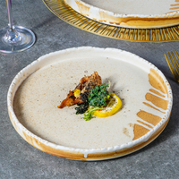 Vaisselle de restaurant YAYU, vaisselle mate en céramique, assiettes à nourriture brunes, plats profonds pour sashimi, assiettes en porcelaine créatives de forme originale