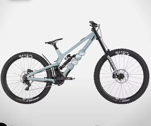 Vélo de descente VTT 2025 Sender CFR Team Downhill MTB 200mm en carbone DH Race Bike RockShox BoXXer Ultimate High-Pivot Suspension 10 vitesses Léger - Product Image 1