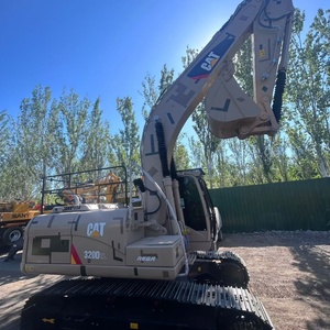 Excavatrice CAT 320D2L d'occasion de haute qualité, engin de terrassement de 20 tonnes en bon état, machine très demandée prête à être expédiée - Product Image 1
