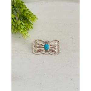 Broche Concho Navajo Hecho a Mano con Turquesa Kingman y Plata de Ley - Product Image 1