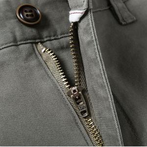 Logo personnalisé Short cargo décontracté pour homme 100% coton Taille élastique Coupe ample Pantalon de sport de plein air à motif droit - Product Image 5