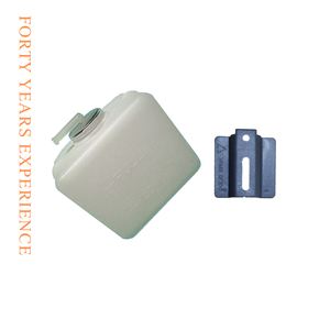 Tanque de depósito de expansión de nuevo producto para MITSUBISHI - Product Image 1