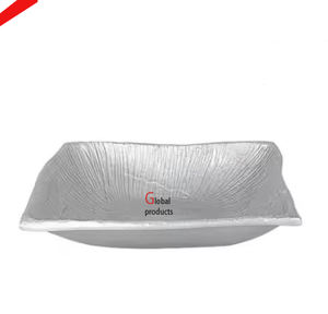 Plateau de service en aluminium en métal fini argenté de qualité supérieure avec design d'oiseaux pour hôtel et restaurant - Product Image 5