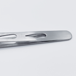 Pinzas para cejas de acero inoxidable de la mejor calidad para mujer con punta inclinada pulida de diferente diseño para mayor comodidad y estilo - Product Image 2