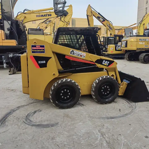รถตักล้อยางมือสอง CAT 226B ขนาด 2 ตัน สำหรับงานก่อสร้างและขนย้ายวัสดุ - Product Image 2