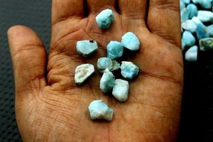 Larimar suelto en bruto, 25 piezas, 10-12 MM, piedra de Chakra de garganta azul Natural, cristales crudos raros para la fabricación de joyas - Product Image 5