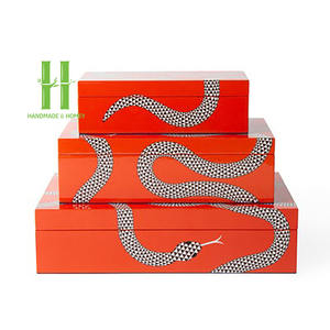 New Choice Set de 3 Caja de almacenamiento de serpiente rectangular de laca roja Joyería y almacenamiento Diseño OEM personalizado Hecho a mano en HNH Vietnam - Product Image 1