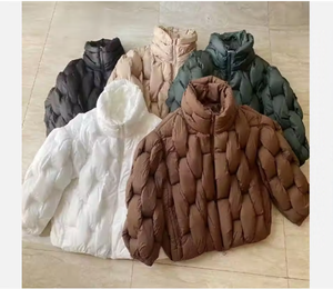 CONMR Fashion Veste d'<span class=keywords><strong>hiver</strong></span> pour hommes Manteau bouffant à motif tissé élégant avec isolation thermique pour le temps froid et les tenues urbaines - Product Image 1