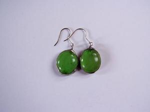 ต่างหูเงินแท้ดีไซน์ล่าสุด ประดับด้วยหินไฮโดรเบดส์สีเขียวธรรมชาติ ขนาด 10x14 มม. ตัวเรือนแบบฝัง ชุบทอง สไตล์ฮิปฮอปสำหรับเด็ก - Product Image 2