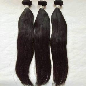 Extensions de cheveux humains faisceaux de vague de corps avec fermeture à lacet HD couleur noire naturelle 100% cheveux bruts non transformés du sud de l'Inde - Product Image 1