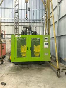 Machine de soufflage de bouteilles par extrusion automatique à double station pour PP, PE, HDPE - Product Image 3