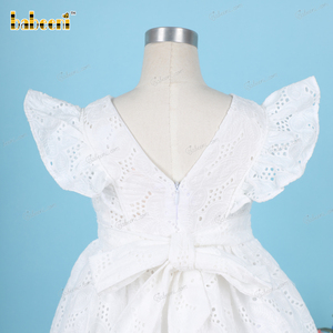 <b>Plain</b> <b>White</b> Belted 3D Embroidery 100% Cotton Eco-Friendly Luxury Winter Smock <b>Dress</b> for Kids OEM ODM Children Age Group BB3224 - Product Image 3