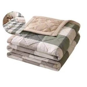 Couverture en polaire tricotée solide de haute qualité anti-boulochage pour garder les patients au chaud et confortables dans les hôpitaux - Product Image 4