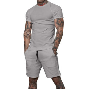 Ensemble t-shirt et short de survêtement d'été pour hommes de haute qualité manches courtes et 2 poches respirant-Vente en gros - Product Image 2