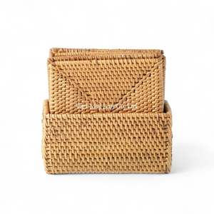 Ensemble de sous-verres en rotin de style bohème faits à la main en fibres naturelles avec plateau pour protéger les tasses, les mugs et les verres, fabriqué au Vietnam - Product Image 3