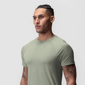 Camiseta de entrenamiento de rendimiento para hombre, tecnología de absorción de sudor de algodón 100% para uso en gimnasio Fitness, OEM disponible - Product Image 3