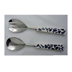 Juego de tenedor de cuchara para ensalada al por mayor más Popular con mango de resina, herramientas de servicio de acero 304, utensilios de cocina, juego de servidor de ensalada manual - Product Image 6