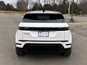 Land Rover Range Rover Evoque P250 Dynamic SE AWD SUV 2024 Blanco, Faros LED, Techo Panorámico, Asientos de Cuero - Product Image 3
