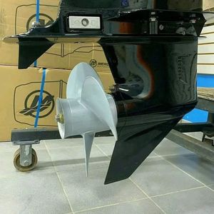 NUEVO Motor fueraborda M e r c u r y FourStroke 60HP forsale - Product Image 1