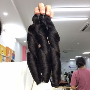 Vente en gros de Haute Qualité 100% Vietnam Remy Cheveux Humains Bouncy Curly Bundles & Frontal Extensions HD Lace Meilleure Qualité Disponible - Product Image 4