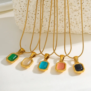 Elegante Collar con Colgante Cuadrado de Circonita, Chapado en Oro de 18K, Acero Inoxidable 304, Cadena de Serpiente Vintage, Ideal para Uso Diario Moderno - Product Image 6