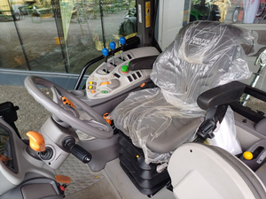 Tracteurs Deutz-Fahr 5105 Premium KEYLINE avec moteur, boîte de vitesses, pompe, moteur et roulement de 99 kg à vendre - Product Image 6