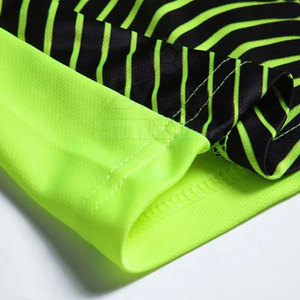 เสื้อฟุตบอลระบายอากาศได้ดีมีเอกลักษณ์บริการ OEM ผลิตตามสั่งในปากีสถาน - Product Image 6
