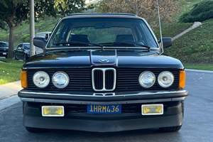 BMW 320i Sport de 1982, Usado, Sin Reserva, Transmisión Manual de 5 Velocidades, Propiedad de California, Paquete Deportivo, Numerosas Modificaciones - Product Image 1