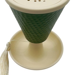 Brûleur à Bakhoor en Verre Martelé Vert Nordique, Base Crème, Pompon Décoratif, Mabkhara, Porte-Encens Oud Arabe pour Maison Moderne, Moyen-Orient - Product Image 6