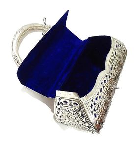 Antique <b>Silver</b> Embossed Brass <b>Clutch</b> Evening Bag <b>Silver</b> New Arrival Ladies Evening <b>Clutch</b> Metal Bags Fashion Brass Design - Product Image 1