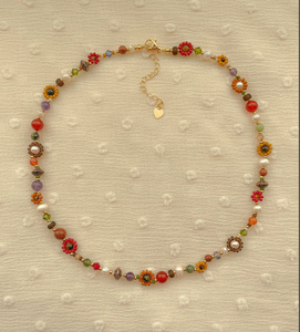 Collier de clémentine | Collier de fleurs d'automne délicat | Dainty perle de rocaille tour de cou frange perlée bandana - Product Image 1