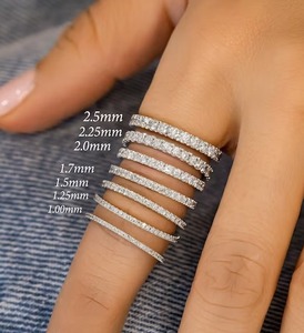 Moissanite เพชรสีขาวเต็มเงินสเตอร์ลิงหมั้นแหวนที่สวยงามวงแหวนสําหรับผู้หญิงและเครื่องประดับที่กําหนดเอง - Product Image 3