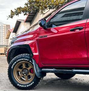 Precio perfecto Toyotta Hilux Double Cab Bastante usado Left Right Hand Drive Pedido a granel disponible - Product Image 2