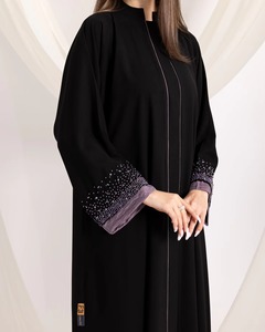 Thobe / Thawb de Seda Negra, Abaya Maxi Abierta con Cuentas Bordadas, Ropa Tradicional Musulmana para Mujer, Transpirable, Dobladillo Asimétrico - Product Image 3