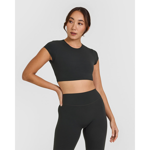 เสื้อครอปสำหรับผู้หญิงสีดำเนื้อนิ่มระบายอากาศได้ดีเสื้อครอปแขนสั้นผ้าฝ้ายพิมพ์ลายยืดได้เนื้อนิ่ม - Product Image 1