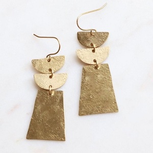 Boucles d'oreilles de tous les jours en laiton artisanal exquis pour dames et filles - Product Image 5