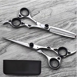 ชุดกรรไกรตัดผมสแตนเลสสำหรับช่างตัดผมพร้อมกรอบหนัง PU กรรไกรใบมีดคมสำหรับกรรไกรตัดผมแบบออกแบบได้ตามที่ต้องการ - Product Image 6