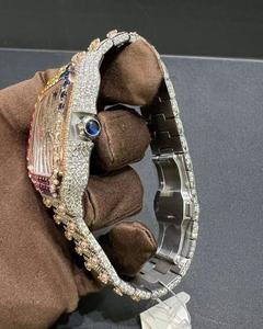 นาฬิกากลไกจักรกลทำจากสเตนเลส VVV ขนาด40มม. ทำจากแก้วเพชรหลากสีตัวเรือนสี่เหลี่ยม - Product Image 3