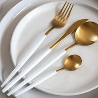 Ensembles de vaisselle en cuivre de luxe en vrac couverts en acier inoxydable pur ensemble d'ustensiles de cuisine ensemble de couverts de table