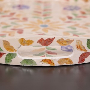 Plateau de service rond en nacre écologique avec motif floral coloré en rotin, fournisseur en gros pour la décoration de table basse de luxe - Product Image 5