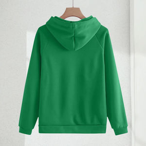 ชุดวอร์มโพลีเอสเตอร์คุณภาพสูง ลายเรียบ เสื้อแจ็คเก็ตฤดูหนาวมีฮู้ด กางเกงจ็อกเกอร์ ไซส์ใหญ่ พิมพ์ลาย ราคาขายส่ง - Product Image 4